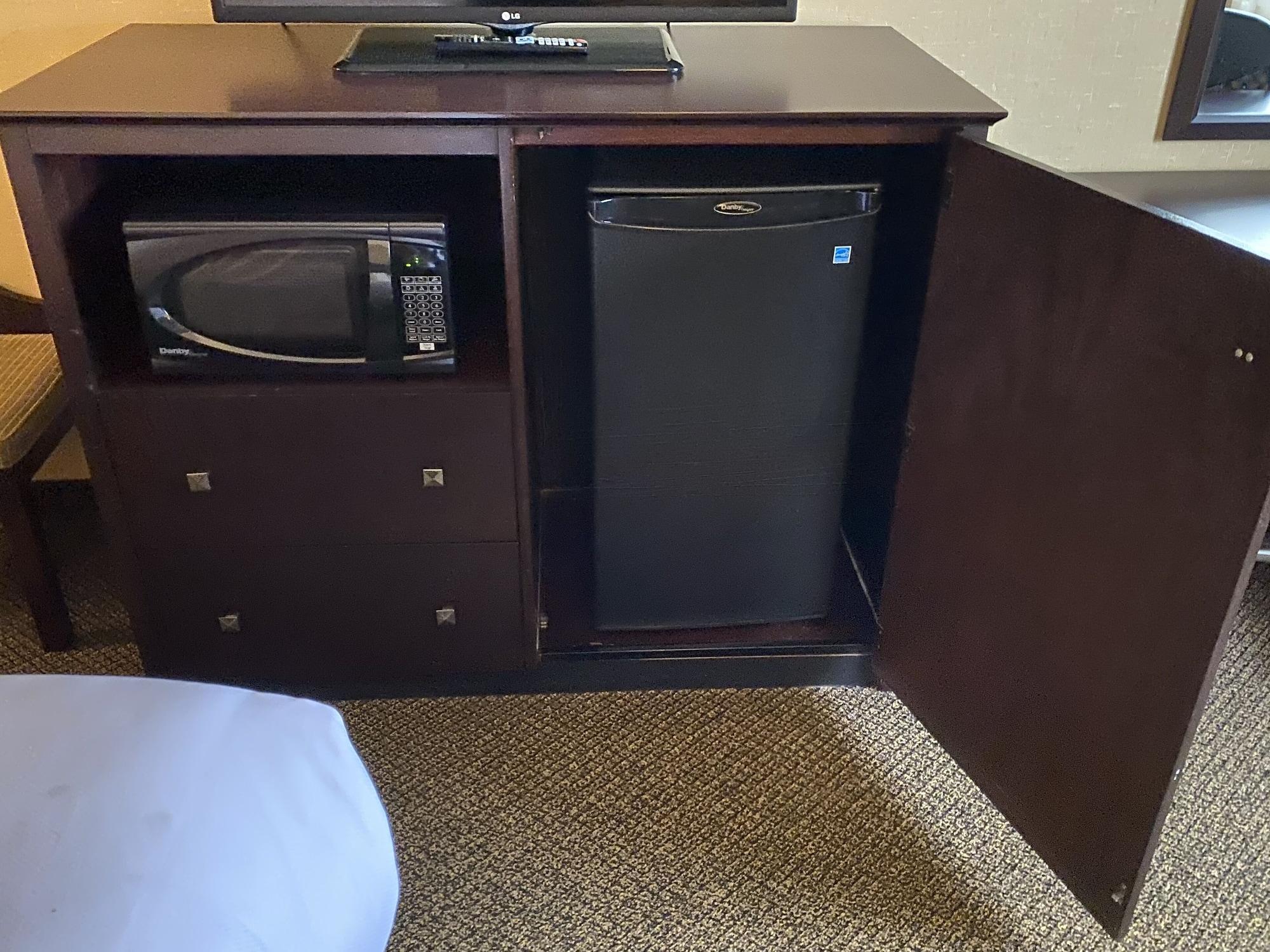 Wadsworth Comfort Inn & Suites מראה חיצוני תמונה