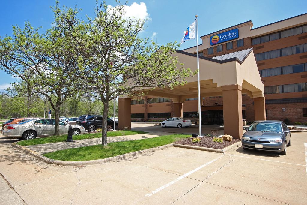 Wadsworth Comfort Inn & Suites מראה חיצוני תמונה