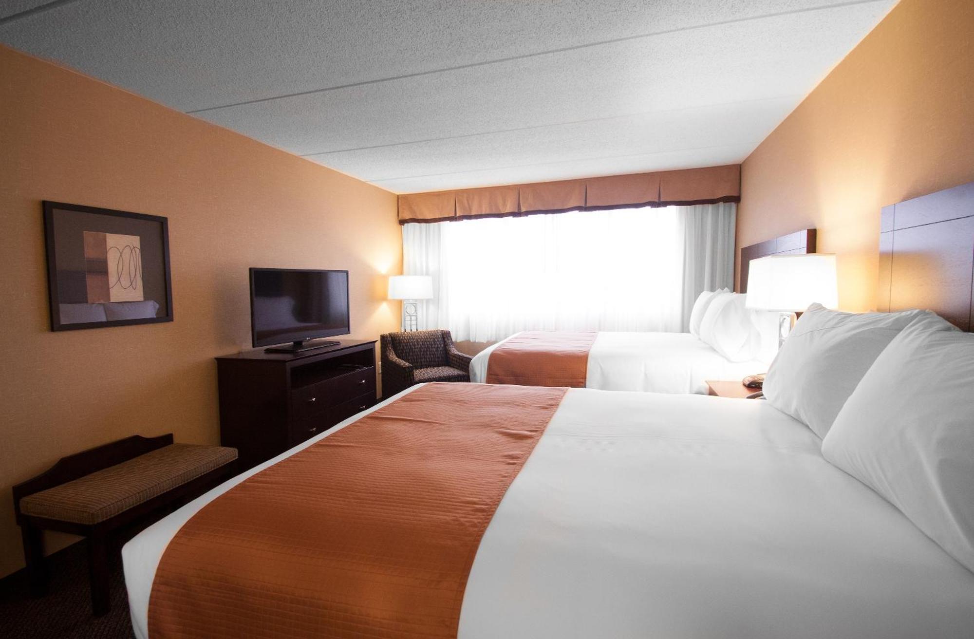 Wadsworth Comfort Inn & Suites מראה חיצוני תמונה