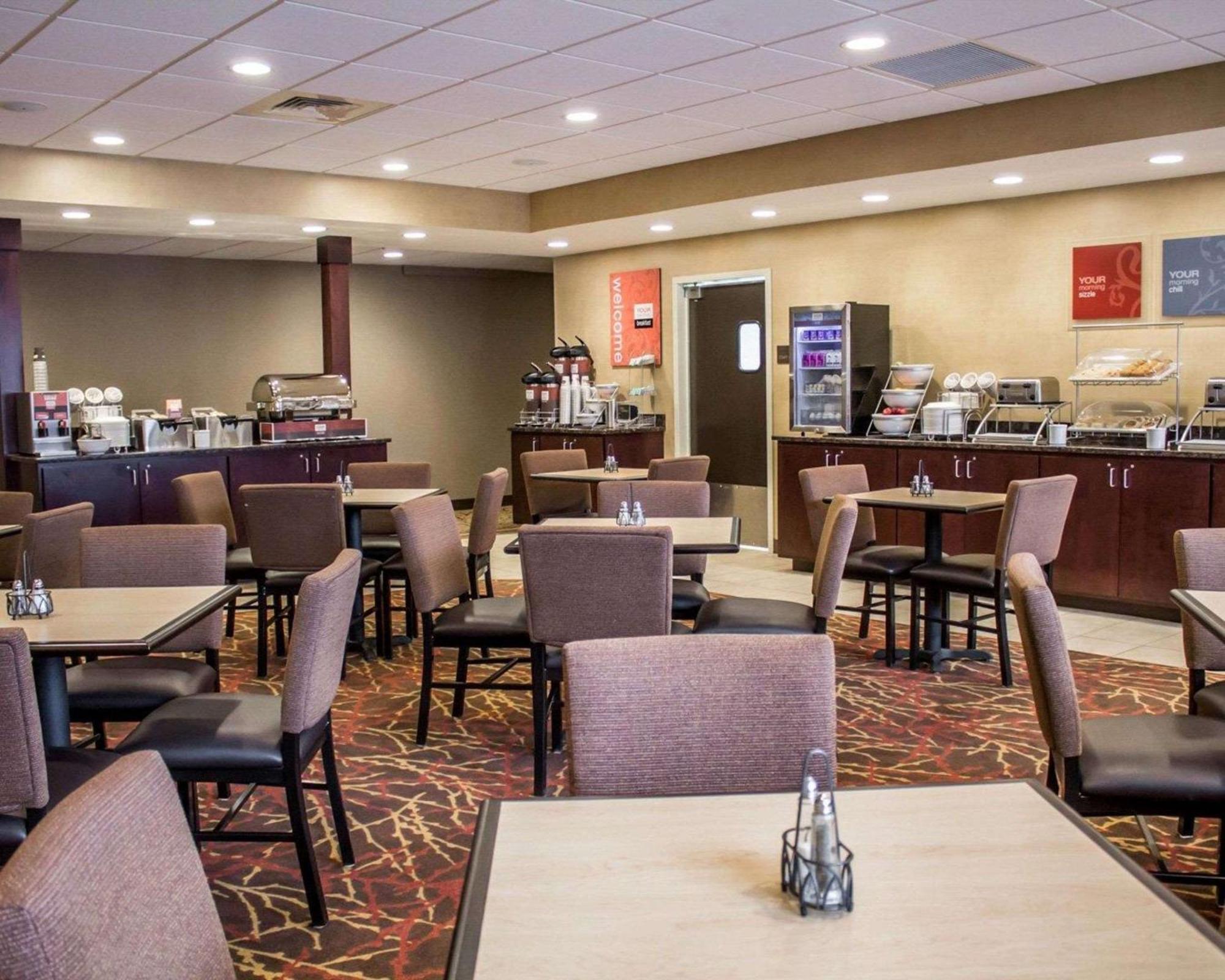 Wadsworth Comfort Inn & Suites מראה חיצוני תמונה