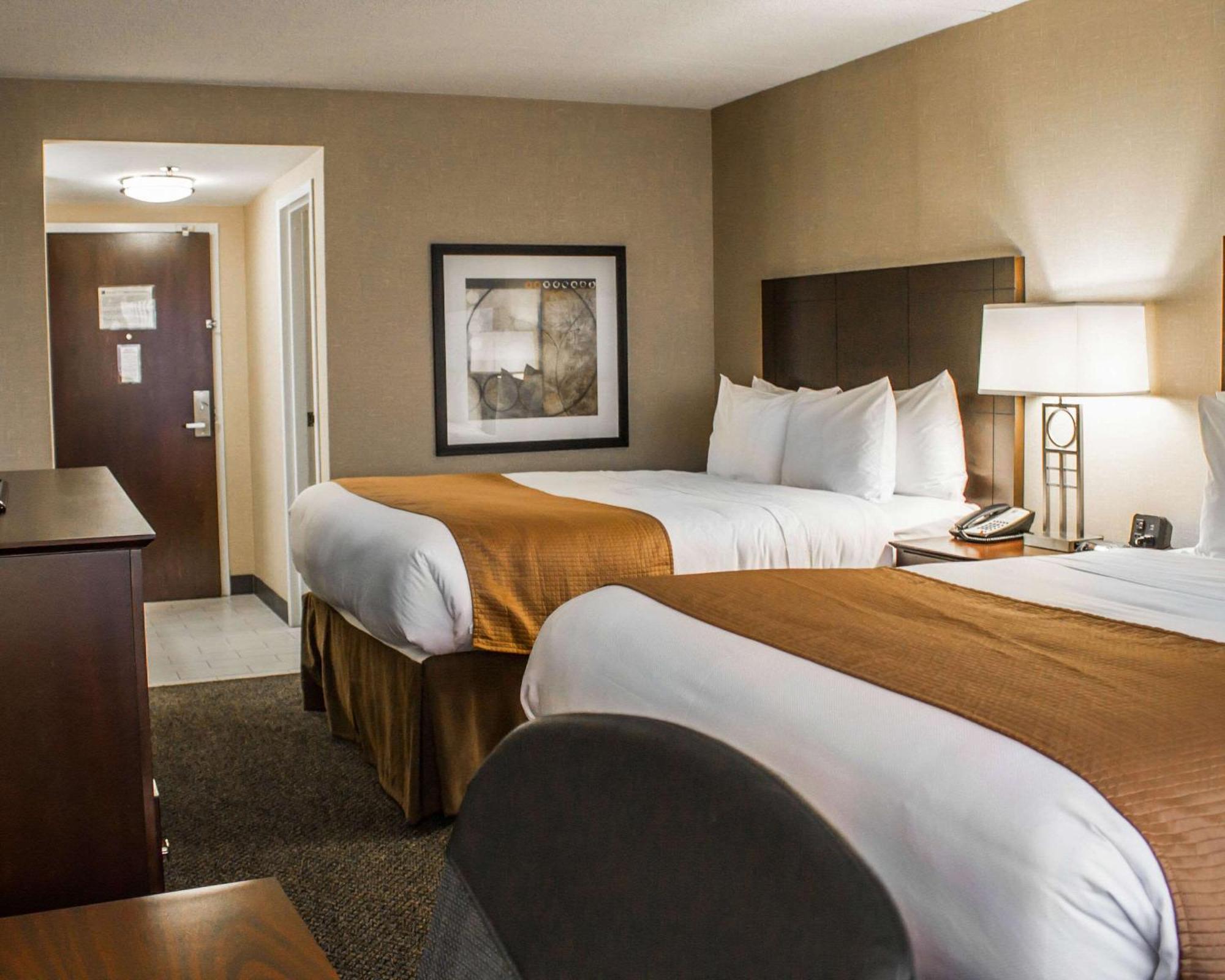 Wadsworth Comfort Inn & Suites מראה חיצוני תמונה