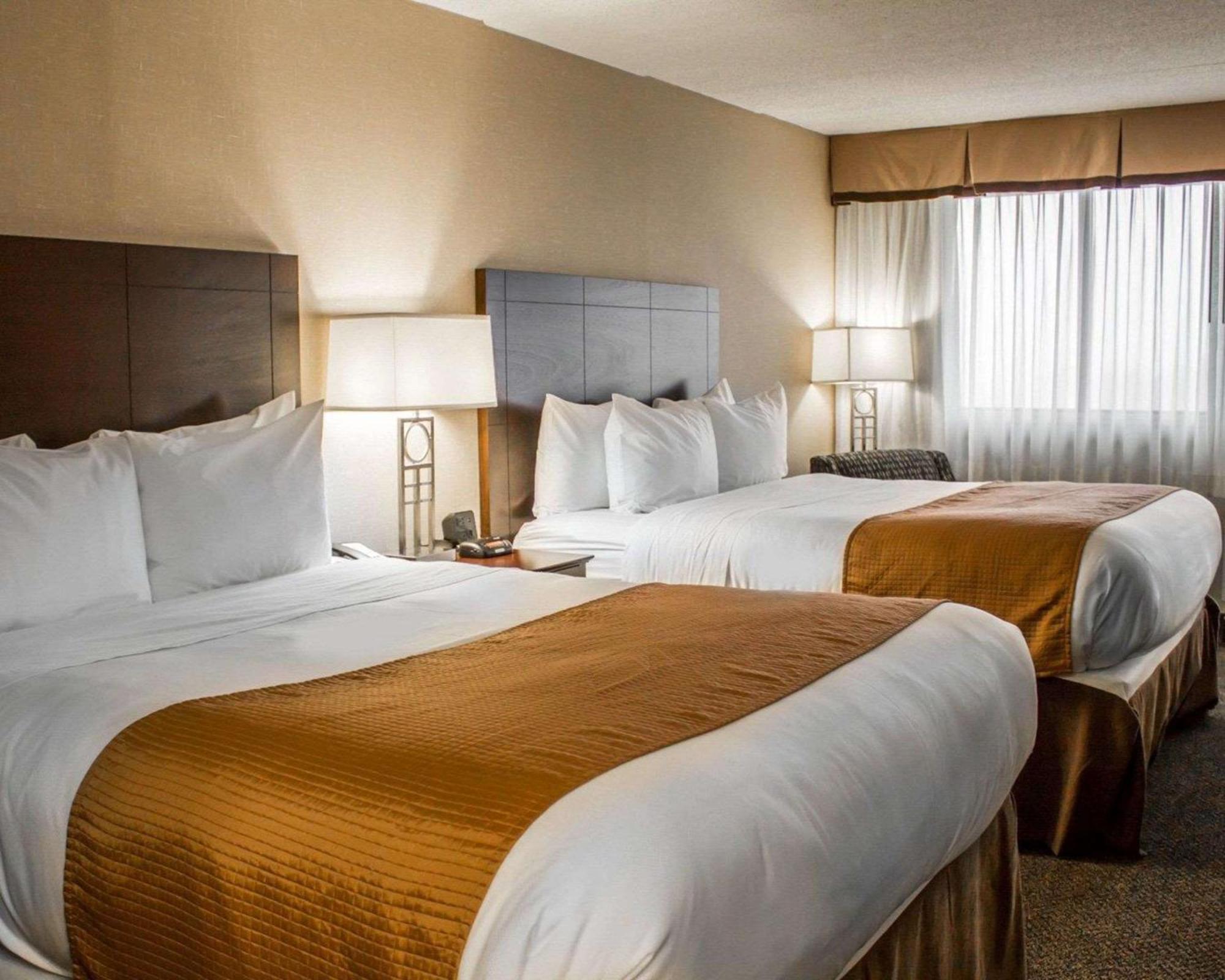 Wadsworth Comfort Inn & Suites מראה חיצוני תמונה