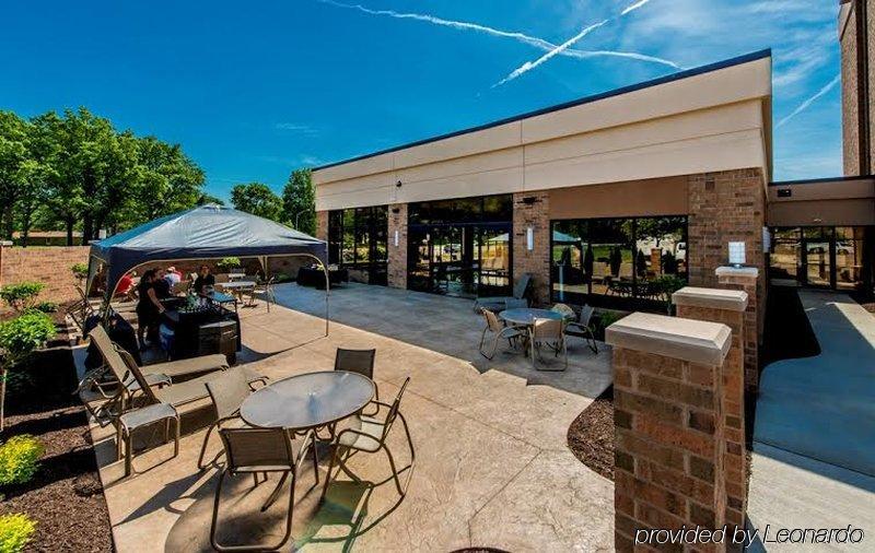 Wadsworth Comfort Inn & Suites מראה חיצוני תמונה
